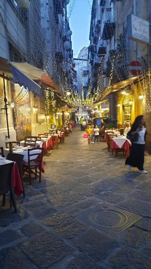 נאפולי White Home Quartieri Spagnoli מראה חיצוני תמונה