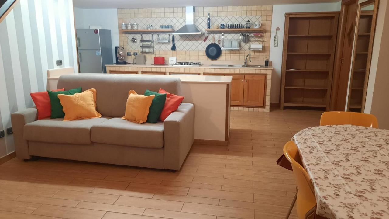 נאפולי White Home Quartieri Spagnoli מראה חיצוני תמונה